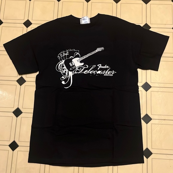 🎼🎸 Vintage Fender shirt size Medium EUC - Picture 2 of 5